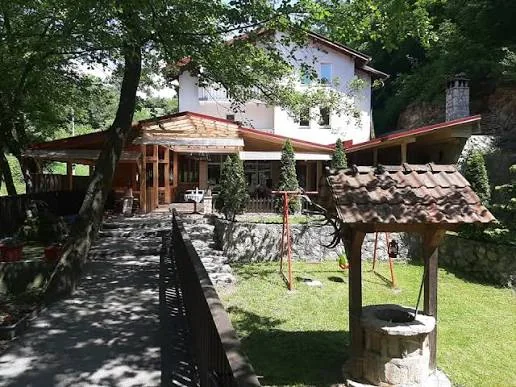 Prirodni ambijent Restorana Muharemović